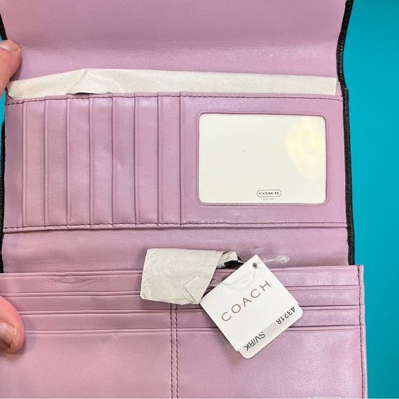 NWT Coach Black Wallet with Lavender Leather Interior - Picture 2 of 5